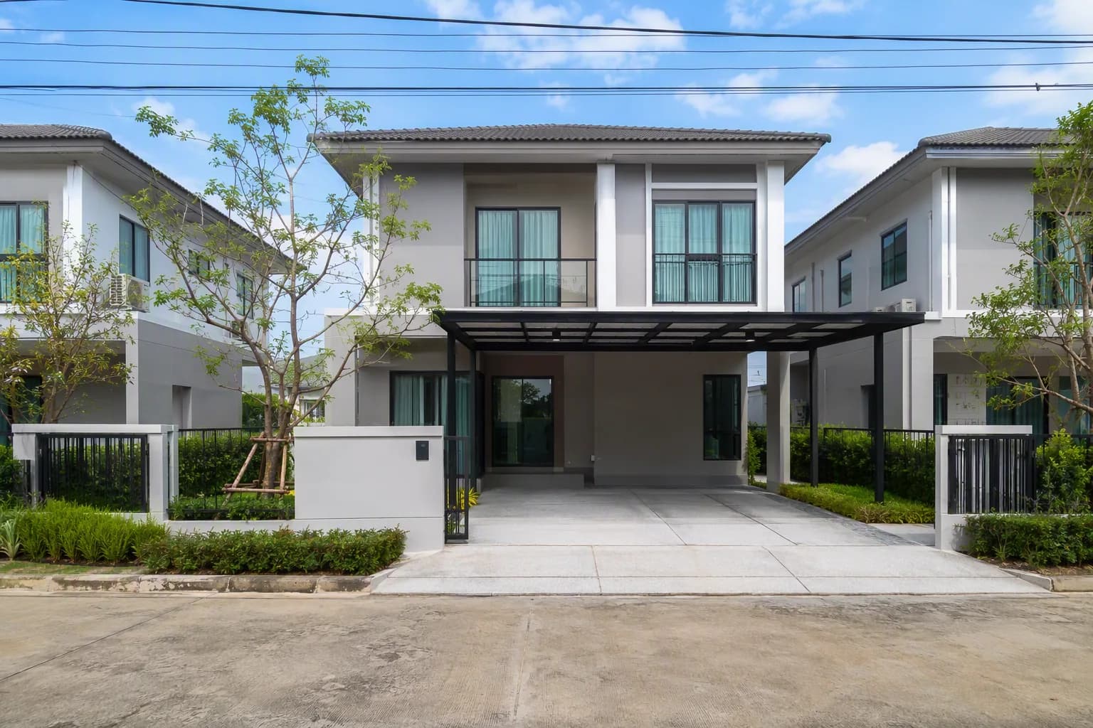 ทาวน์เฮ้าส์ใหม่ สันติธรรม 20 ตร.ว. ใกล้นิมมาน รูปที่ 1