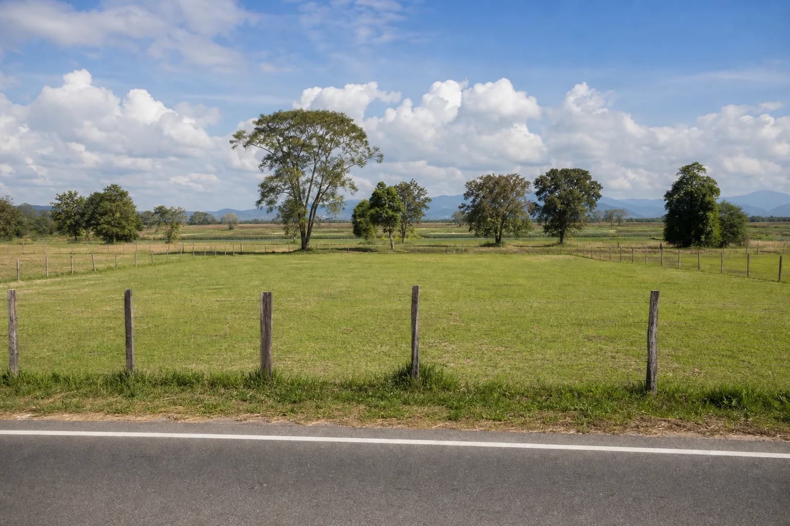 ที่ดินบ้านธิ 5 ไร่ ใกล้ถนนเชียงใหม่-ลำปาง รูปที่ 1