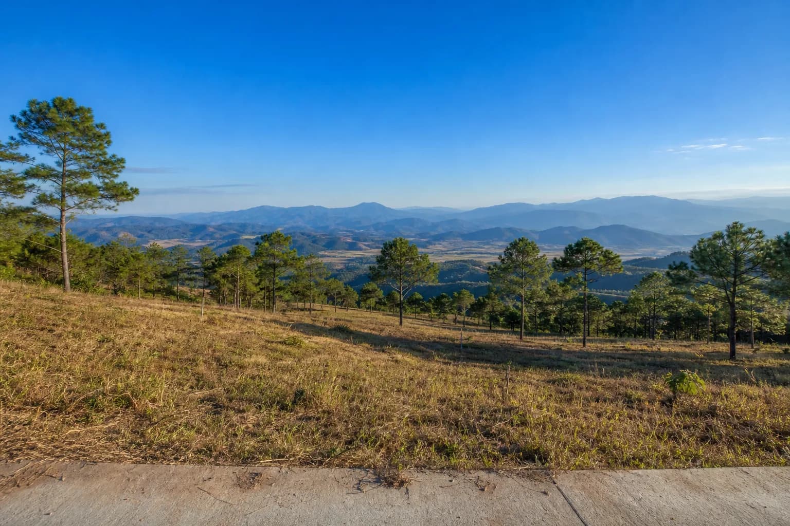 ที่ดินแม่เมาะ 8 ไร่ วิวภูเขา รูปที่ 1